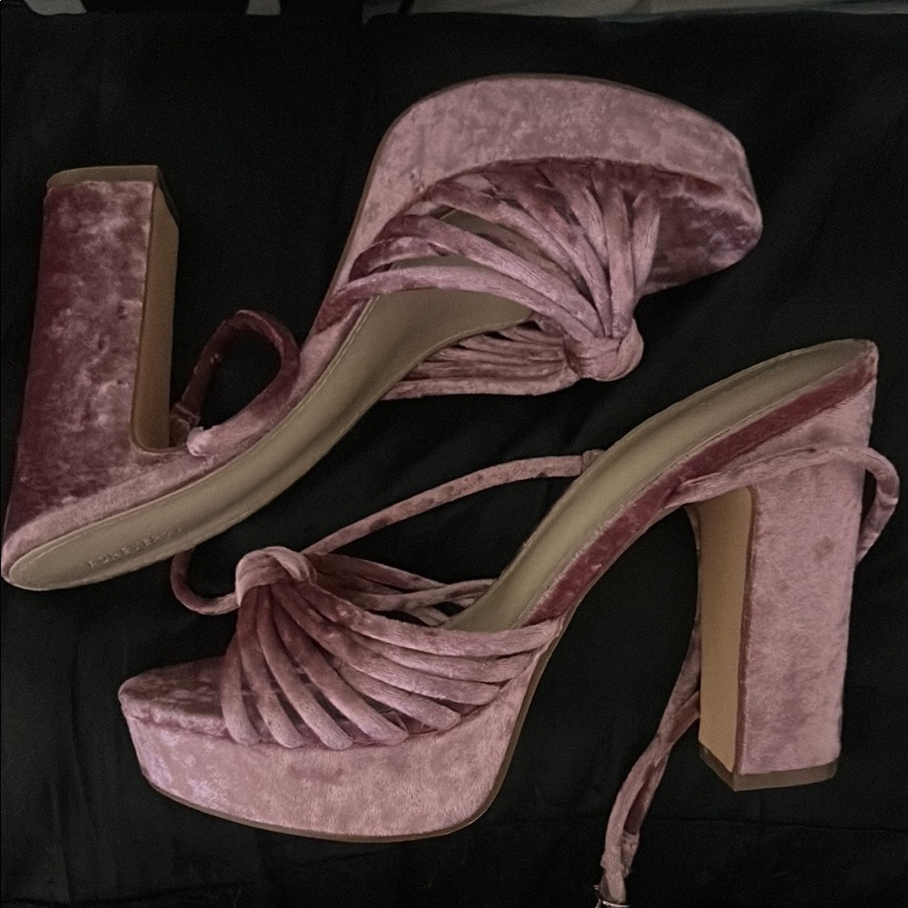 Velvet Platform Heels in Pink